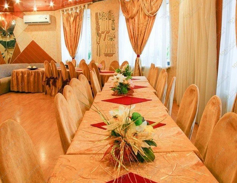 Центр отдыха Фараон, в Перми, Чайковского, 8а (район Гознака) | Банкетный зал. Фото: 24 | 1001sauna.com