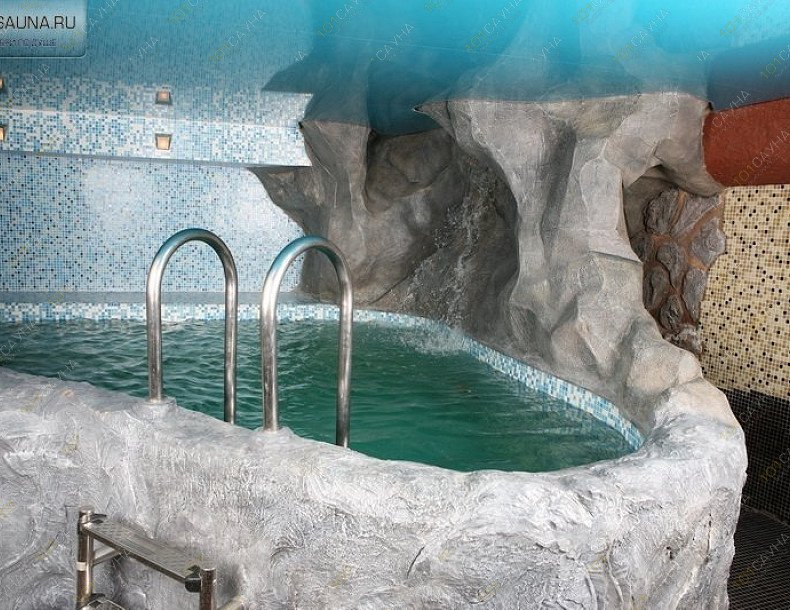 Клуб 911, в Тюмени, М. Горького, 3 | Клуб 911 город Тюмень. М. Горького, 3 | Каталог: бани и сауны Тюмени | 101sauna.ru Фотография: бассейн | 1001sauna.com