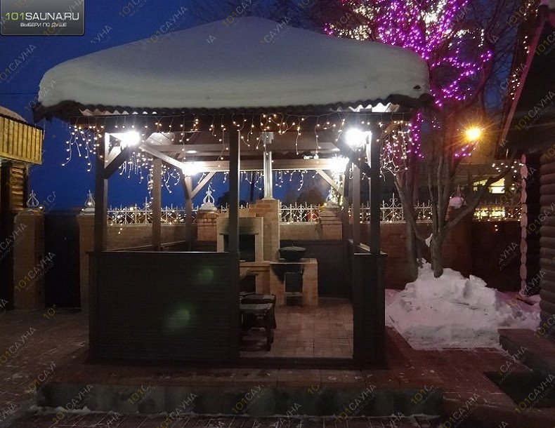 Клубный дом Наше место, в Екатеринбурге, Эскадронная, 110 | беседка ночью | 1001sauna.com