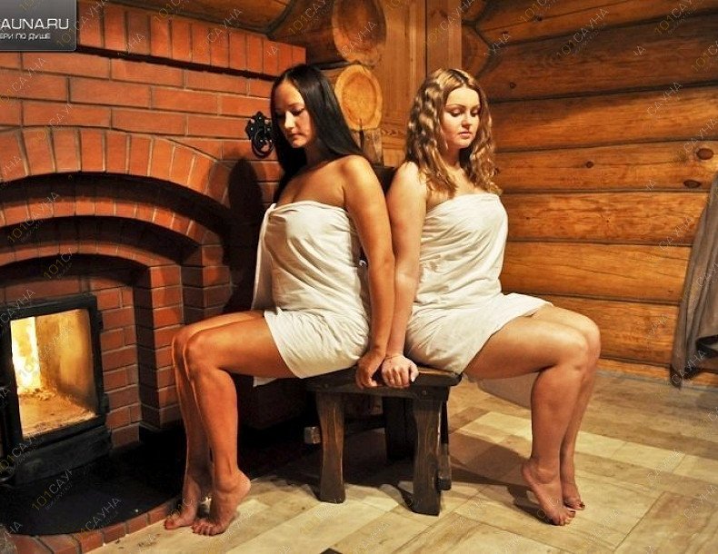 Комплекс Макаровские бани, в Санкт-Петербурге, ул. Большая Озёрная, 75 | Банкетный зал с камином в бревенчатом коттедже | 1001sauna.com