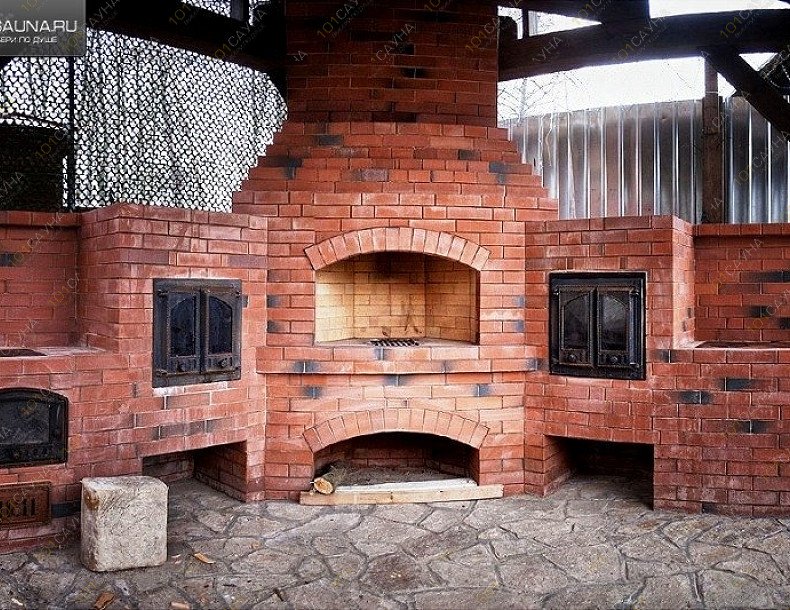 Комплекс Макаровские бани, в Санкт-Петербурге, ул. Большая Озёрная, 75 | Вечерний вид на бревенчатый коттедж | 1001sauna.com