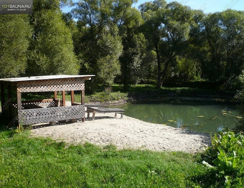 Баня Русская на дровах, в Курске, улица Полярная, 28 | Летняя веранда, пруд | 1001sauna.com