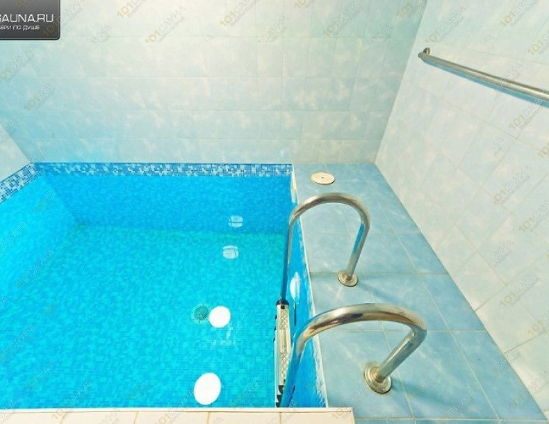 Сауна Сауна Русич СПб, в Санкт-Петербурге, Зеленогорская, дом 4, литера А | Бассейн с поручнями — вид сверху | 1001sauna.com