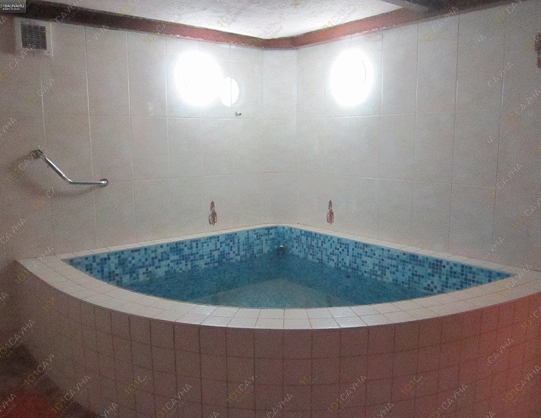 Баня У Петровича в Заозерном, в Евпатории, г. Евпатория, пгт. Заозерное, ул. Аллея Дружбы, 11а | Мини-бассейн | 1001sauna.com