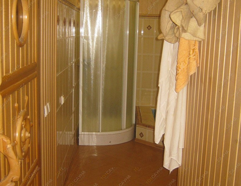 Сауна В станице, в Армавире, улица Красных Партизан, 26 | главный коридор к душевой бассейну и парилке | 1001sauna.com