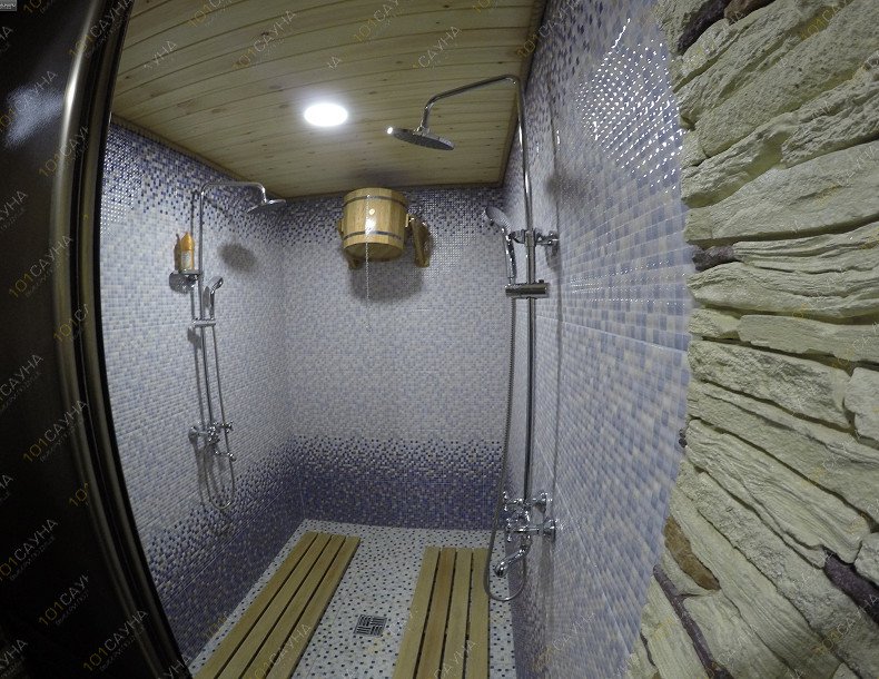Сауна Кипарис, в Армавире, Россия, город Армавир (Центральная, 1 ориентир: Урупский мост) | Душевая кабинка с обливным ведром. | 1001sauna.com