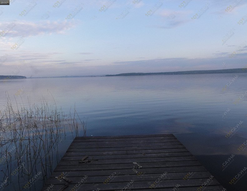 Комплекс Лосиный остров, в Ижевске, Якшур Бодьинский тракт, 8/11 | Вид на пруд | 1001sauna.com