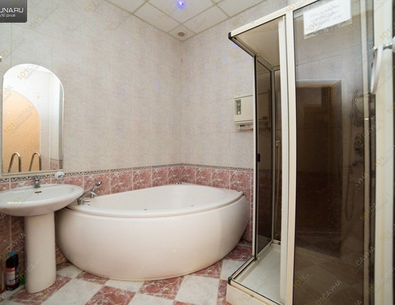 Сауна, Баня Народная Здравница, в Челябинске, улица Новороссийская, 140а | Зал 1: Русская парная с бассейном-купелью.. Фото: 2 | 1001sauna.com