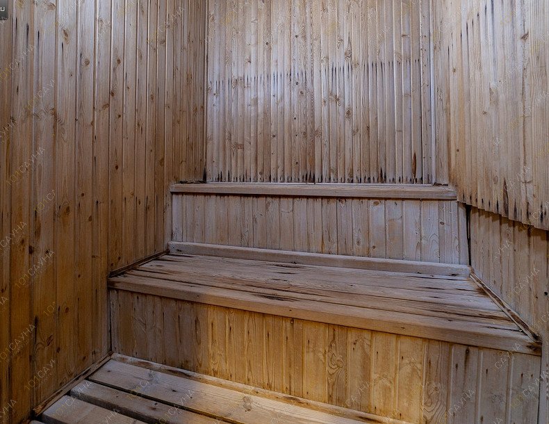 Баня в гостинице На Двинской, в Волгограде, ул. Карская, д.40 | Парилка банного номера 1 | 1001sauna.com