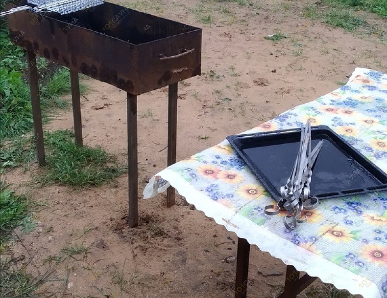 Гостевой дом Банька в Гоголях, в Пскове, Большая Гоголевка | Мангал, шампура и решетка барбекю входят в общую стоимость | 1001sauna.com