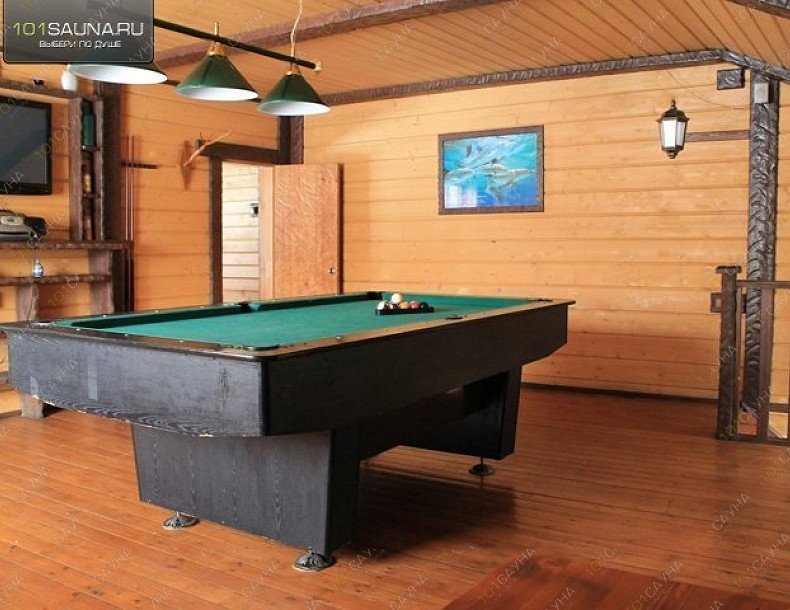 Коттедж с баней Бухта, в Уфе, Базисный проезд 4а | Большой номер. 2-й этаж. Фото: бильярдная | 1001sauna.com