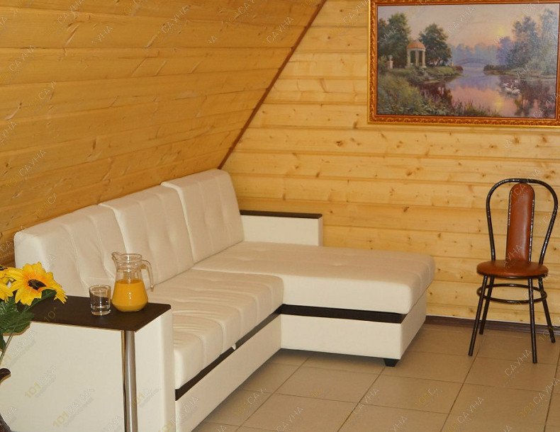 Русская баня У Евгенича, в Санкт-Петербурге, Гатчина, п. Пригородный, ул. Центральная, 25 | Комната отдыха с караоке | 1001sauna.com