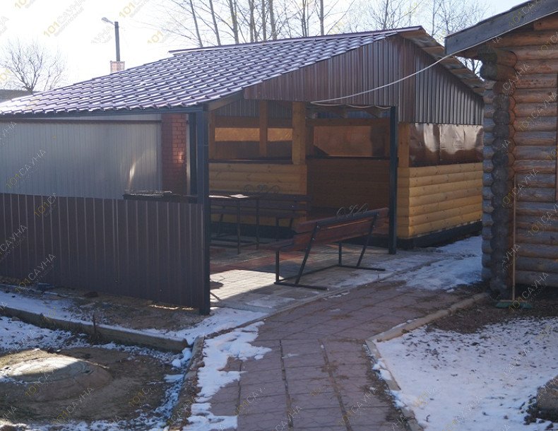 Русская баня У Евгенича, в Санкт-Петербурге, Гатчина, п. Пригородный, ул. Центральная, 25 | Беседка с зоной барбекю | 1001sauna.com