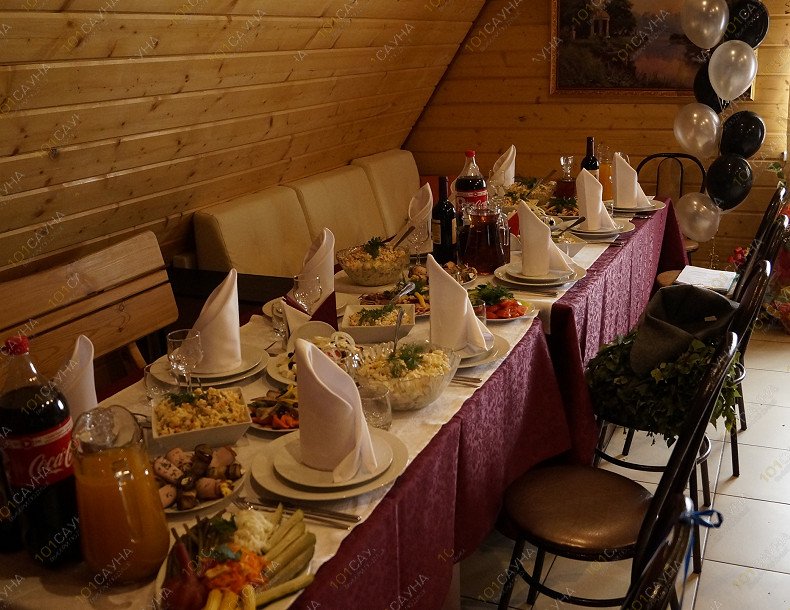 Русская баня У Евгенича, в Санкт-Петербурге, Гатчина, п. Пригородный, ул. Центральная, 25 | Праздничное оформление зала | 1001sauna.com