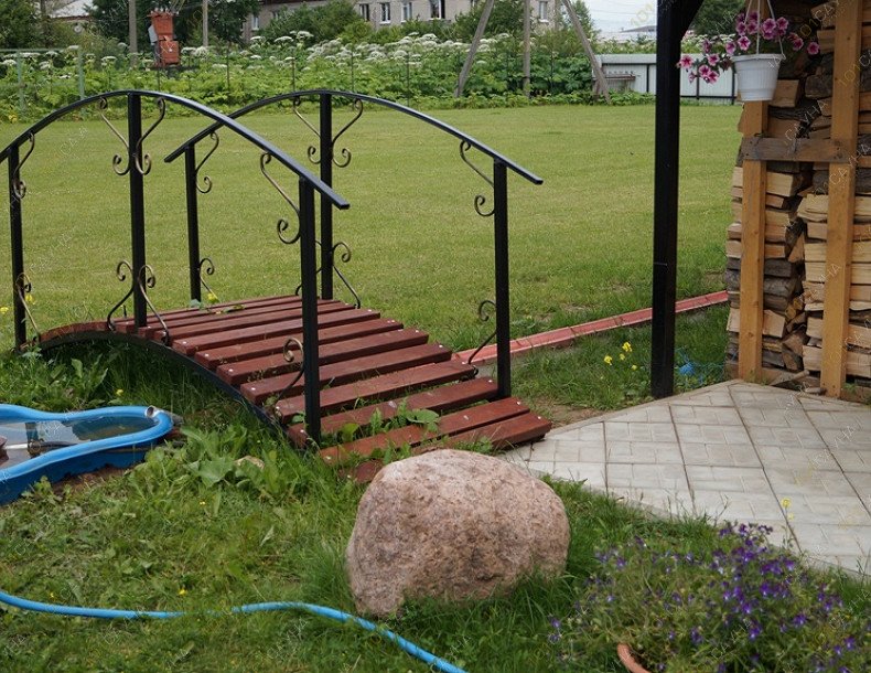 Русская баня У Евгенича, в Санкт-Петербурге, Гатчина, п. Пригородный, ул. Центральная, 25 | Зимний вид территории | 1001sauna.com