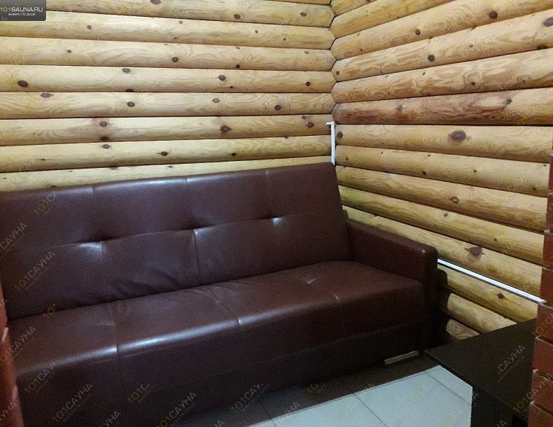 Русская баня У Евгенича, в Санкт-Петербурге, Гатчина, п. Пригородный, ул. Центральная, 25 | Комната перед бассейном | 1001sauna.com