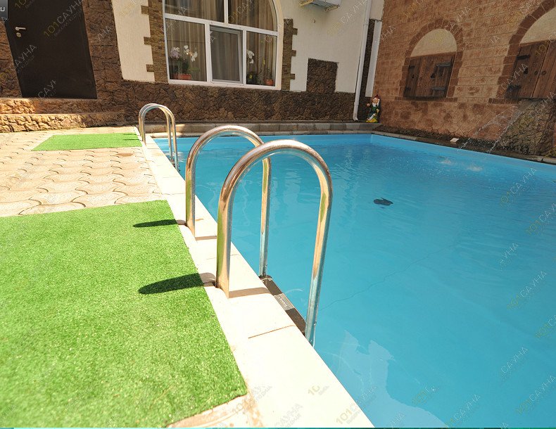 Сауны в СПА отеле Максимус, в Анапе, Самбурова, 12 | бассейн во дворе | 1001sauna.com