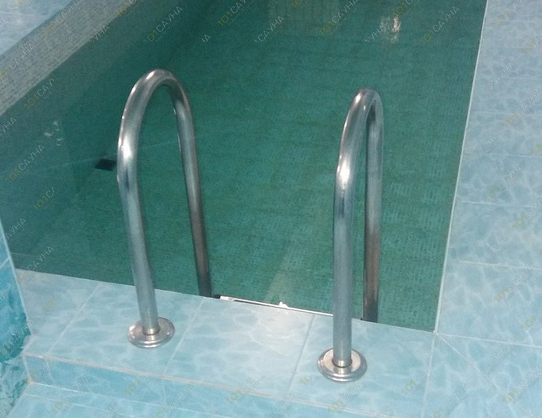 тёплый бассейн