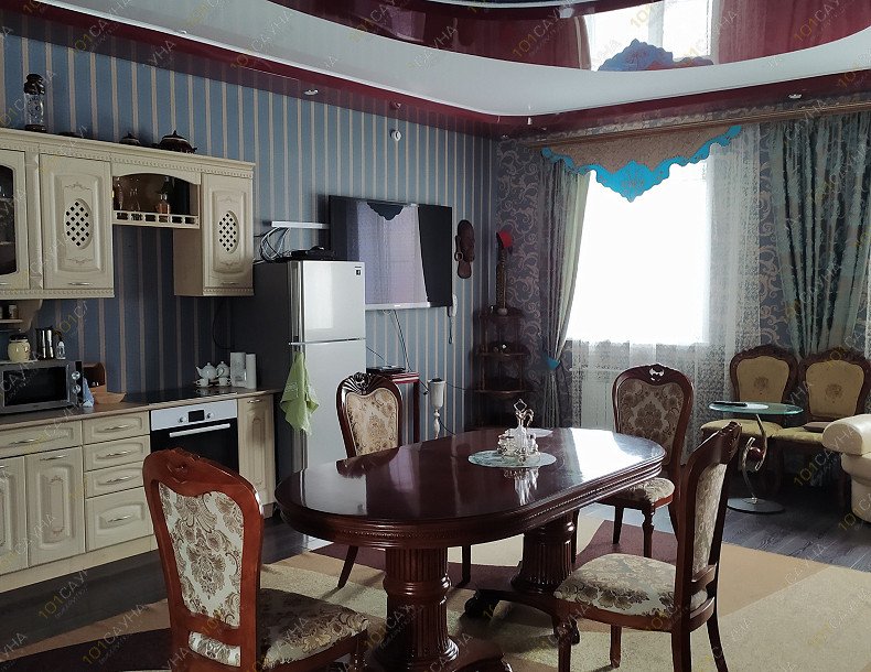 Баня в коттедже Relict village, в Барнауле, поселок Красный май, Майская, 2 | VIP Банкетный зал | 1001sauna.com