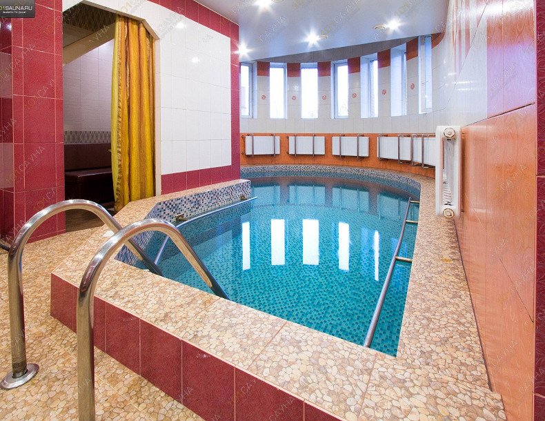 Сауны в отеле К-Визит, в Санкт-Петербурге, Чистяковская, 2 | Бассейн с подсветкой в сауне «Трио» отеля К-Визит | 1001sauna.com