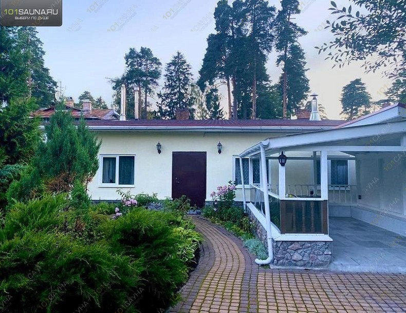 Баня на дровах Баня Маска, в Санкт-Петербурге, Высокая, 2 | Обливное ведро и банные принадлежности | 1001sauna.com