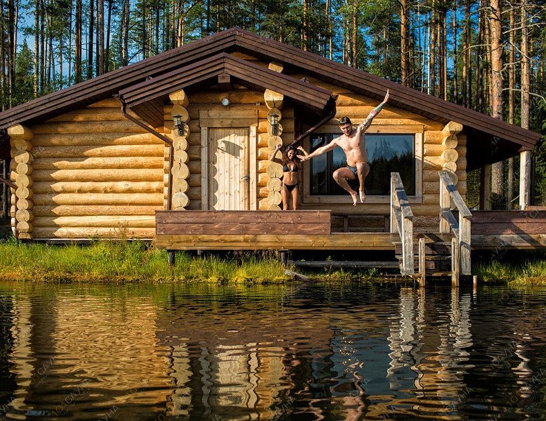 Баня Баня на Лампушке, в Санкт-Петербурге, Ленинградская обл., Приозерский р-н, 3 км от дер. Раздолье, база отдыха «Шишки на Лампушке» | Баня на Лампушке — панорама с озера Лампушка | 1001sauna.com