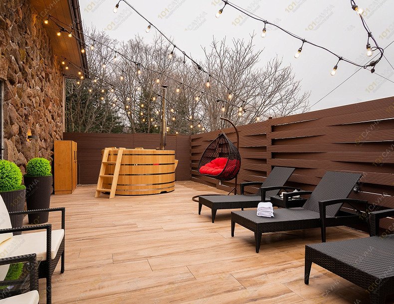 Банный комплекс Седанка Парк, в Владивостоке, ул. Менделеева, 14 | Терраса | 1001sauna.com