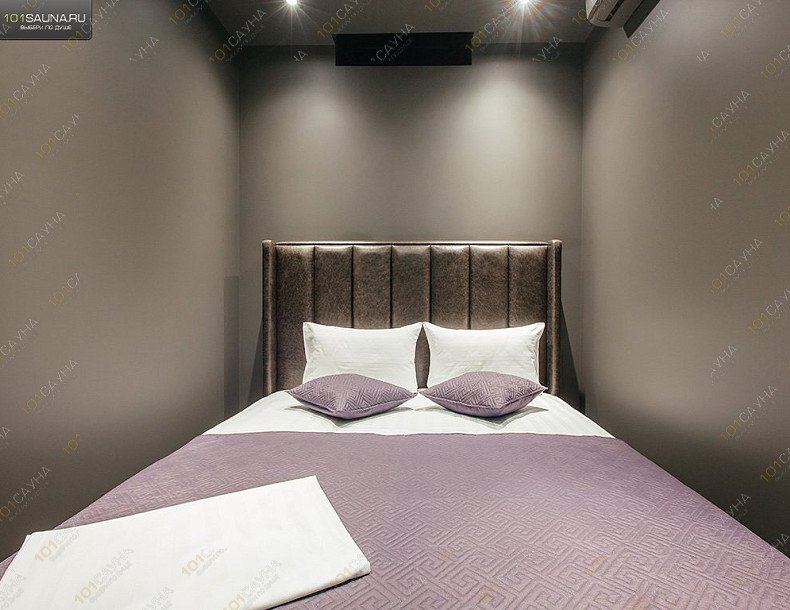 Сауна в отеле Столица, в Краснодаре, улица Василия Мачуги, 62 | Люкс с финской парной и угловым бассейном | 1001sauna.com