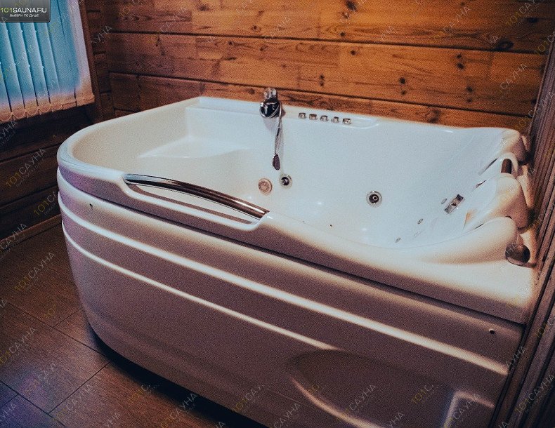 Баня на базе отдыха Вохотка, в Санкт-Петербурге, 68-й км Приозерского шоссе, деревня Ольховка | Баня с джакузи  | 1001sauna.com