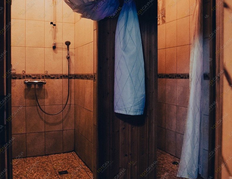 Баня на базе отдыха Вохотка, в Санкт-Петербурге, 68-й км Приозерского шоссе, деревня Ольховка | Душевые  | 1001sauna.com