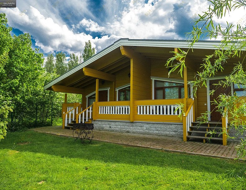 Баня на базе отдыха Вохотка, в Санкт-Петербурге, 68-й км Приозерского шоссе, деревня Ольховка | Рядом с баней мангал  | 1001sauna.com