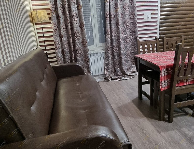 Гостевые дома Guests house Ruza, в Рузе, Городянская, 2а | Гостиная 2 этаж, камин | 1001sauna.com