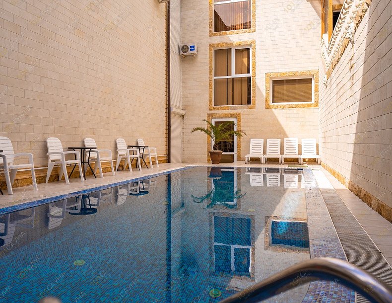 Сауна в отеле Белый Парус, в Сочи, Молодогвардейская, 2/12 | Подогреваемый бассейн | 1001sauna.com