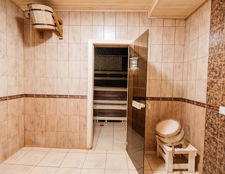 Банный комплекс Прага, в Барнауле, Россия, Барнаул, Алтайский край, Тюменская улица, 1А | моечная | 1001sauna.com