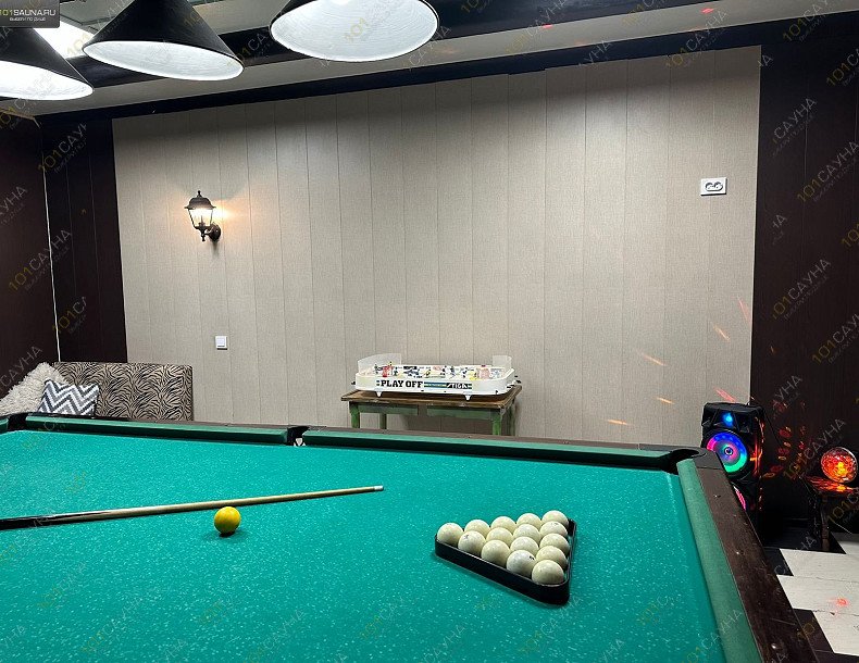 Баня Лофт-сауна ЧилХауз, в Санкт-Петербурге, Моховая, 14 | Бильярд в лофт-сауне ЧилХауз на Моховой | 1001sauna.com