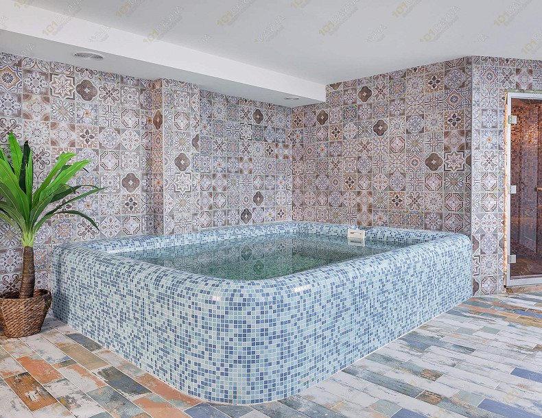 Сауна Берлинский дом, в Краснодаре, Красных партизан, 383 | бассейн | 1001sauna.com