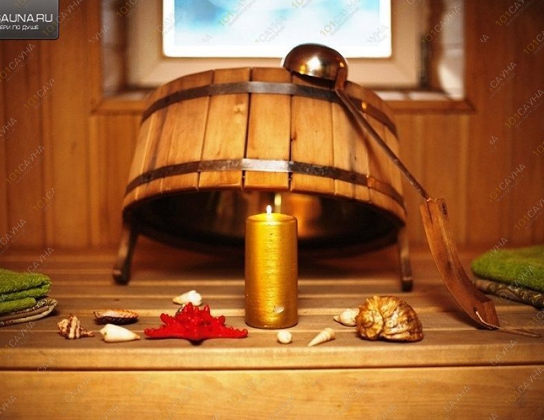 Джонка на воде, Центр отдыха