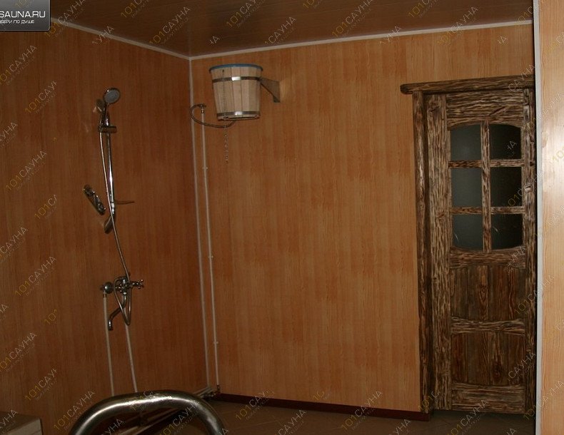 Дом с баней Сырково, в Великом Новгороде, Сырково, Советская, 11 | душ и обливное ведро | 1001sauna.com