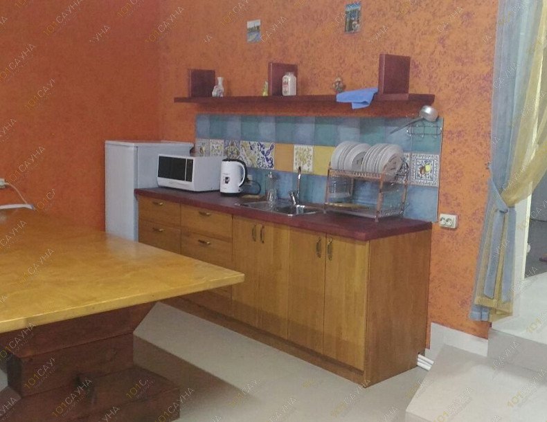 Баня ТелоГрейка, в Абакане, Усть-Абакан рп, Карла-Маркса, 11А | Кухня с посудой и СВЧ в сауне ТелоГрейка | 1001sauna.com