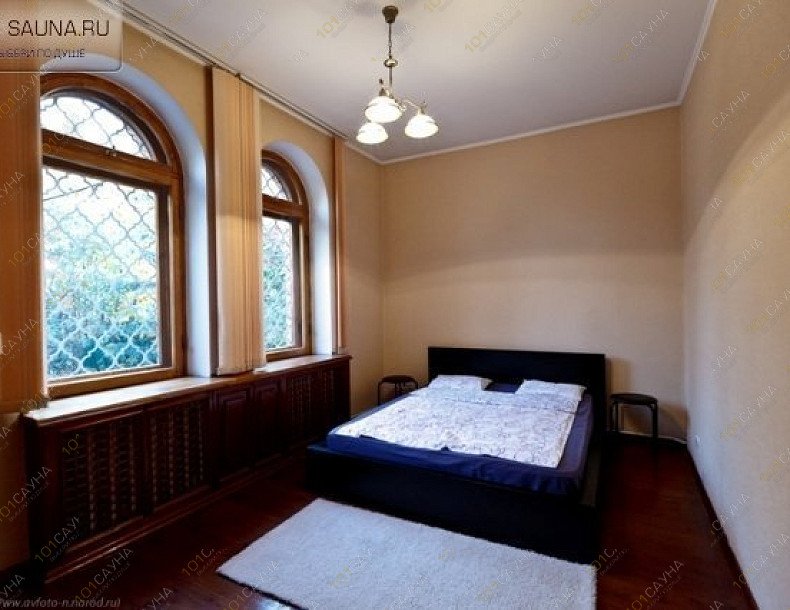 Коттедж Золотая подкова, в Новосибирске, Немировича-Данченко, 11 | Коттедж Золотая подкова. Новосибирск. ул. Немировича-Данченко, 11. Телефон: +7 (383) 286-62-54. Каталог: Бани и сауны Новосибирска. Фото: спальная комната, комната отдыха | 1001sauna.com