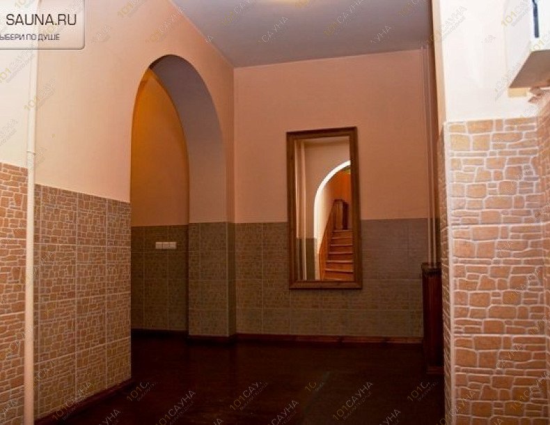 Коттедж Золотая подкова, в Новосибирске, Немировича-Данченко, 11 | Коттедж Золотая подкова. Новосибирск. ул. Немировича-Данченко, 11. Телефон: +7 (383) 286-62-54. Каталог: Бани и сауны Новосибирска. Фото: холл | 1001sauna.com