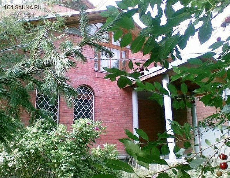 Коттедж Золотая подкова, в Новосибирске, Немировича-Данченко, 11 | Коттедж Золотая подкова. Новосибирск. ул. Немировича-Данченко, 11. Телефон: +7 (383) 286-62-54. Каталог: Бани и сауны Новосибирска. Фото: фасад | 1001sauna.com