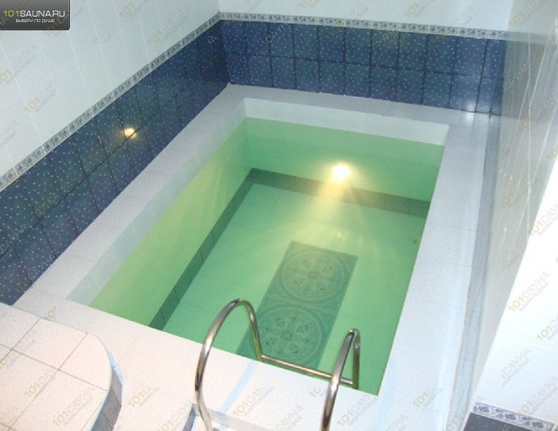 Бани на Правды 112, Баня