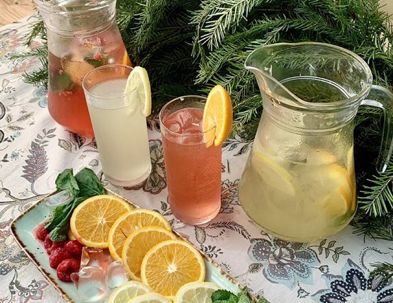 Центр здоровья и красоты Коптевские бани, в Москве, Большая Академическая, 13а | Номер "МУЖСКОЙ РАЗРЯД": Стол для гостей | 1001sauna.com