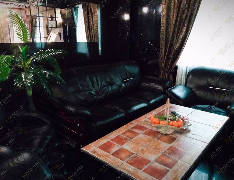 Сауна Кедр На Тоннельной, в Сочи, Тоннельная, 2 | зона отдыха со столом для гостей | 1001sauna.com