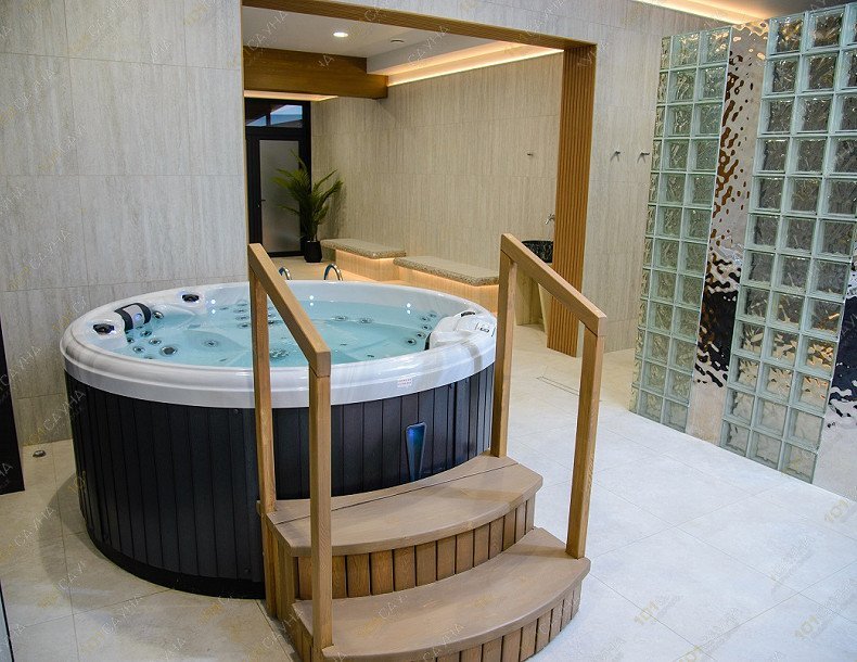 Банный комплекс Green Bay, в Зеленоградске, Ул. имени Игоря Лобанова, 1к7 | Джакузи | 1001sauna.com