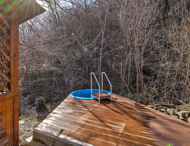 Баня Лесные бани, в Алуште, Багрова, 10 | Баня с беседкой и мангальной зоной | 1001sauna.com