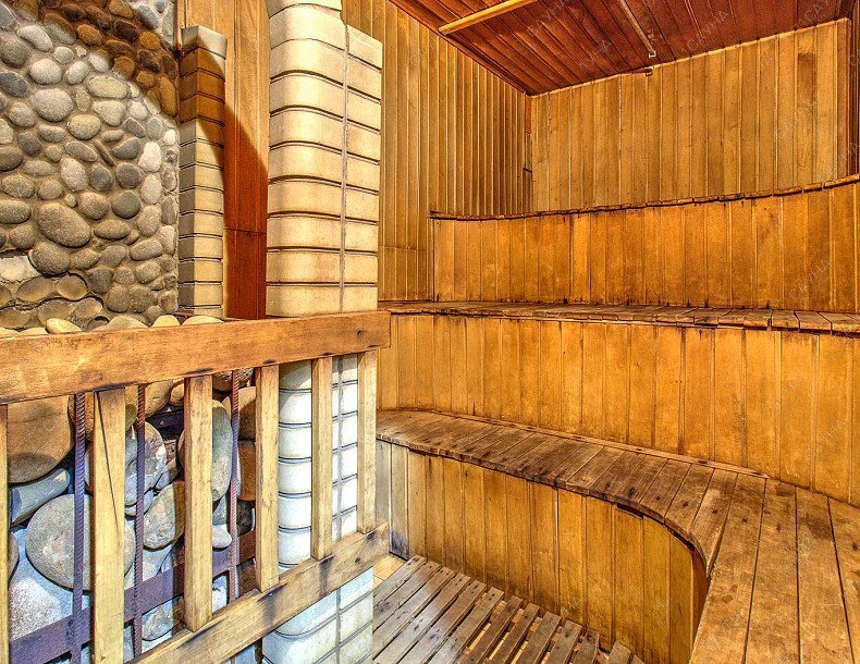 Баня Лесные бани, в Алуште, Багрова, 10 | Баня с дровянным камином и бассейном | 1001sauna.com