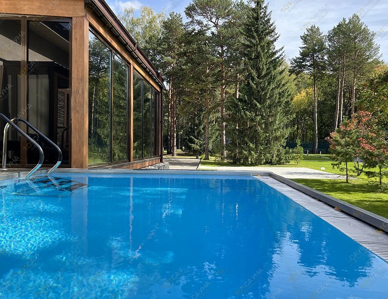 Сауна в отеле Сосновый бор, в Новосибирске, Новая Заря, 53А | Панорамный уличный бассейн | 1001sauna.com