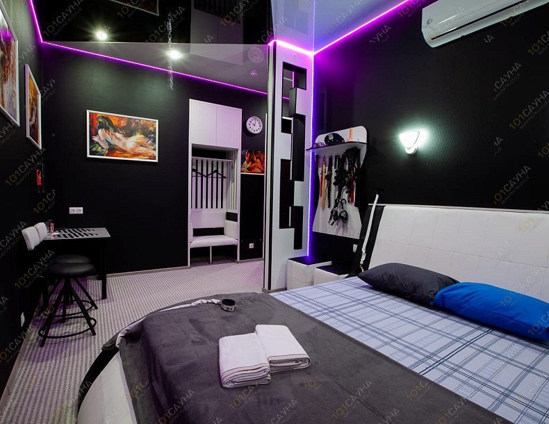 Тематический отель Небо на Магистральной, в Омске, Магистральная, 52 | Номер "Черно-белая комната": 7 | 1001sauna.com